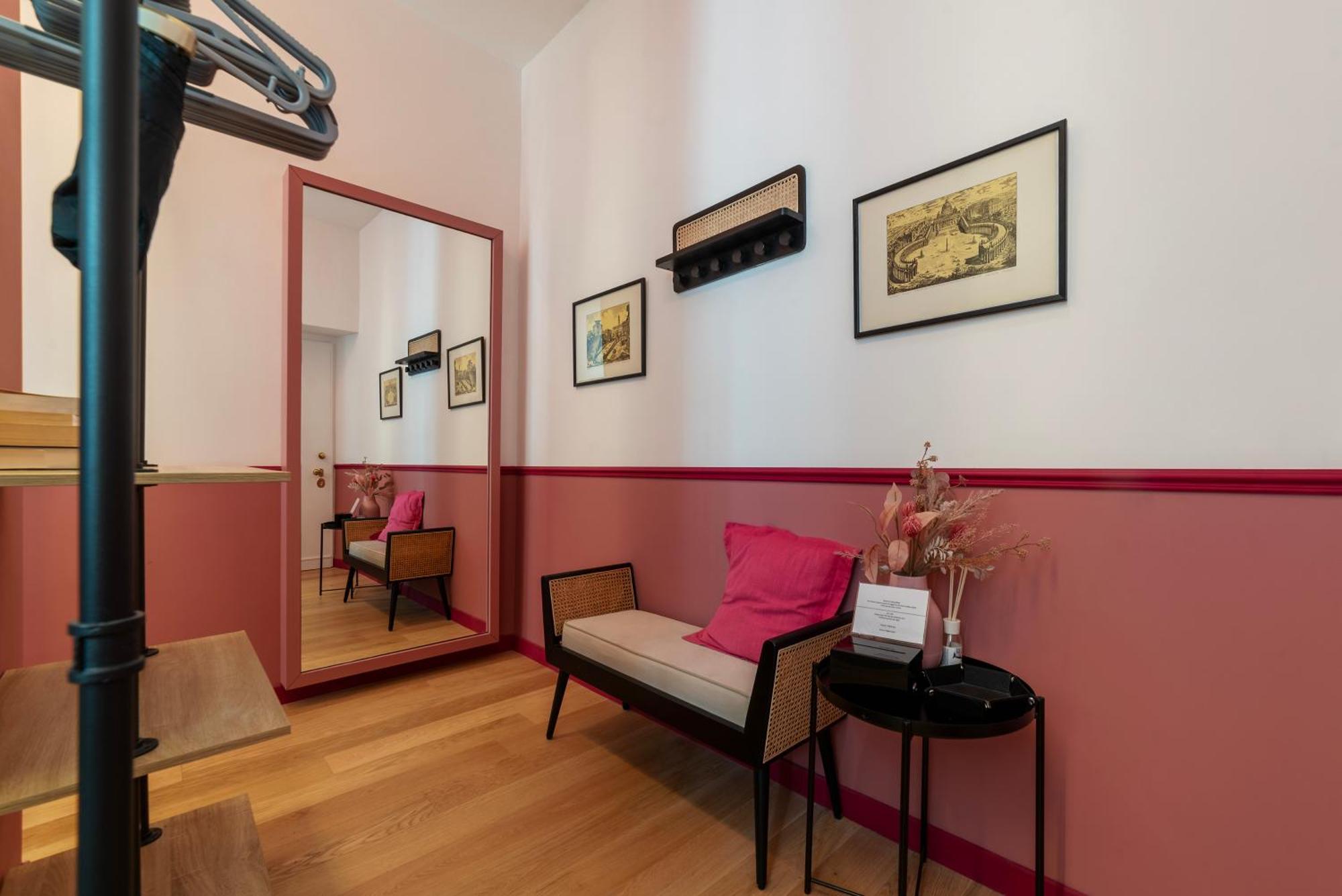 Apartment Vatican Night *